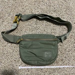SOLD!! Herschel Fanny pack